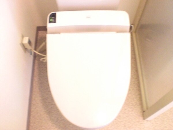 トイレ(★温水洗浄便座完備★)