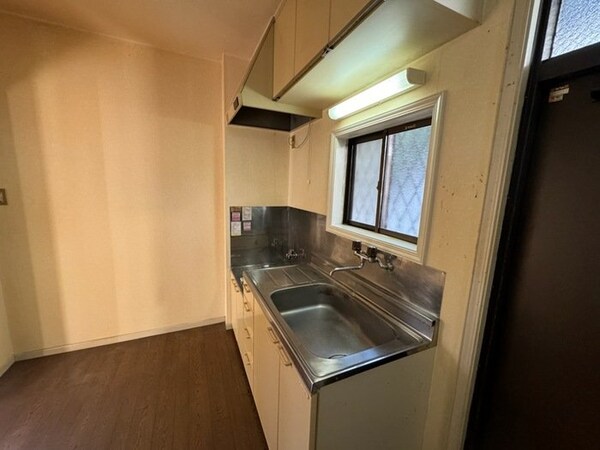 キッチン(★二口ガスコンロ設置可★)