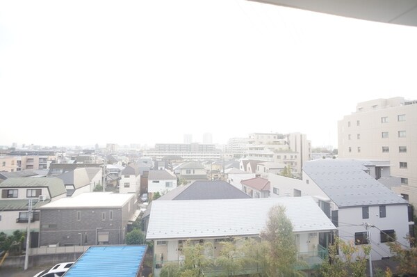 眺望(お部屋からの景色です♪圧迫感はありません！)