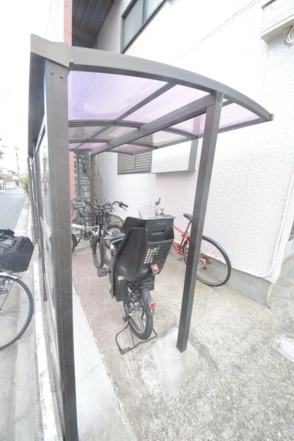 共有部分(自転車置き場)