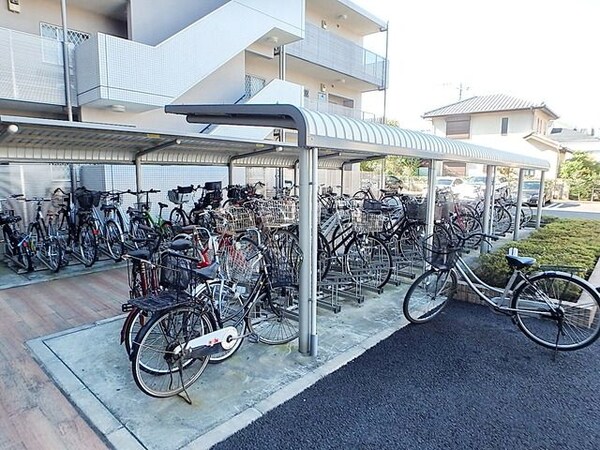 共有部分(★屋根付き駐車場★)