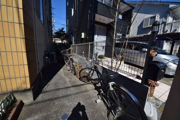 その他(★こちらに自転車置けそうです★)
