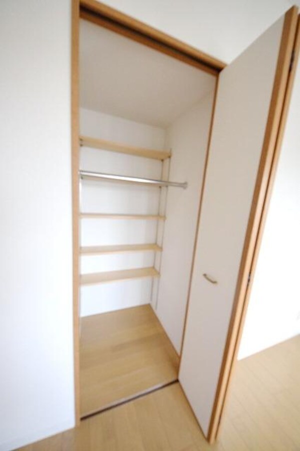 収納(★各部屋に収納がついています★)