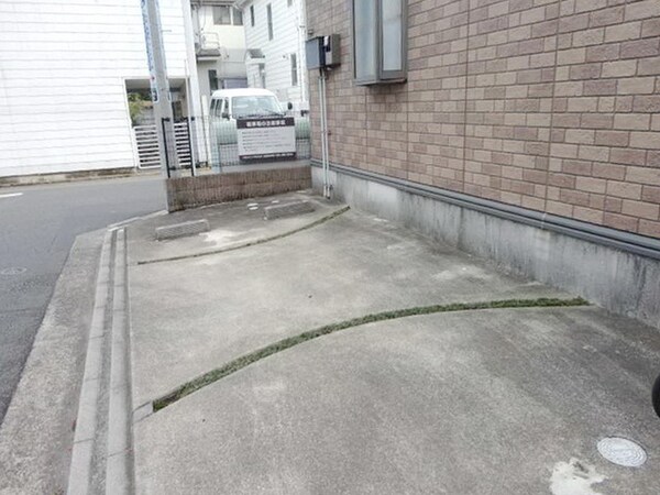 駐車場(★駐車場★)
