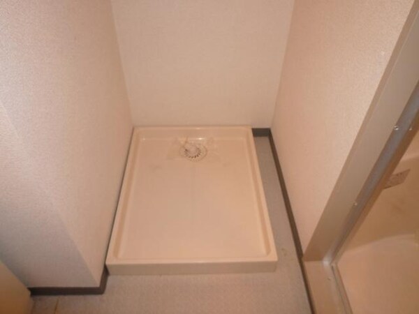 その他(室内洗濯機置場です)