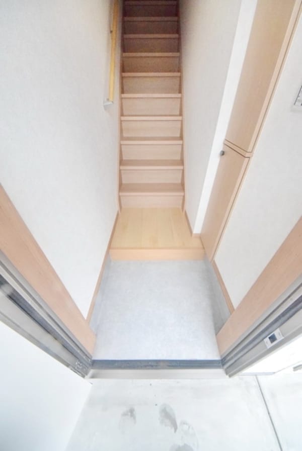 玄関(★玄関★（同建物内　写真）)
