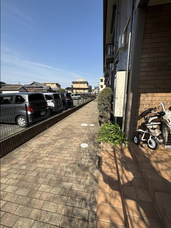エントランス(★エントランス付近★)