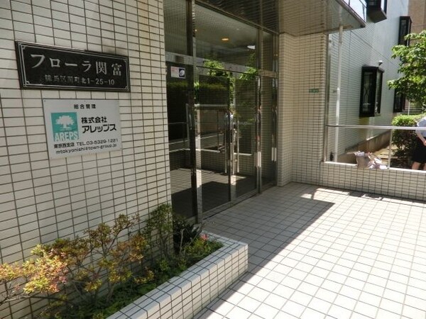 エントランス(エントランス・エレベーター付)