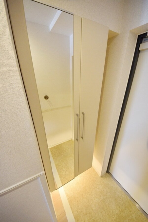 玄関(※同施工会社参考写真※)