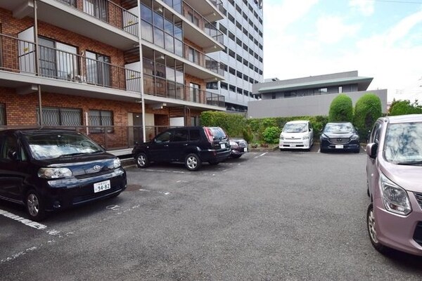 駐車場(外観・共用設備)