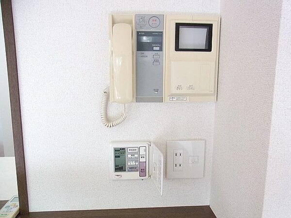 設備(★オートロック対応TVドアホン・床暖房リモコン★)