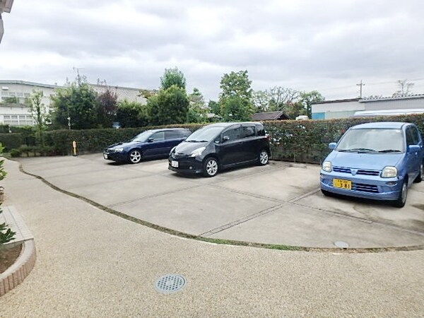 駐車場(★敷地内駐車場★)