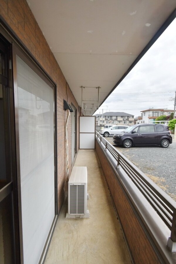 バルコニー(広々バルコニー)