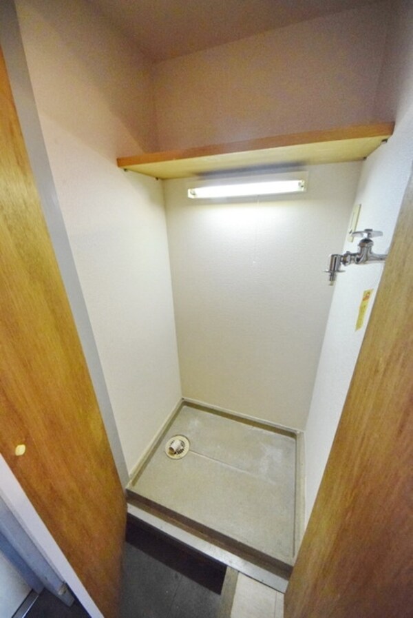 その他(室内洗濯機置き場)