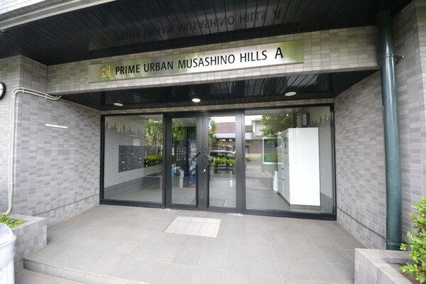 エントランス(外観)