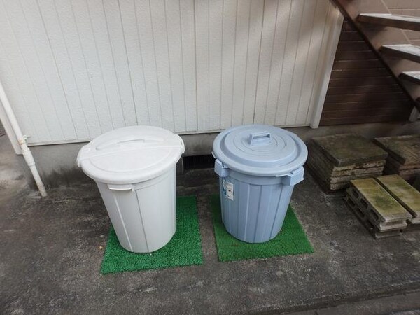 共有部分(★ゴミ捨て場★)