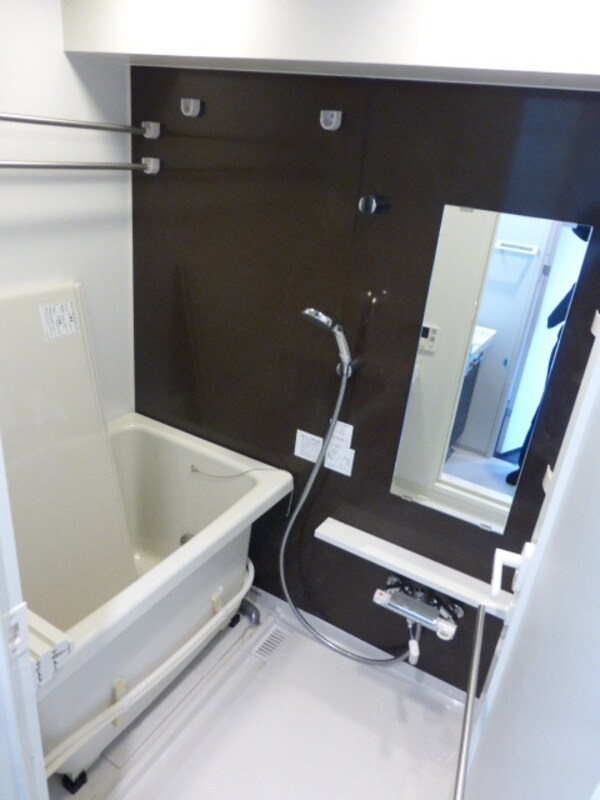 バス／シャワールーム等(★追い焚き・浴室乾燥機・鏡付き★)