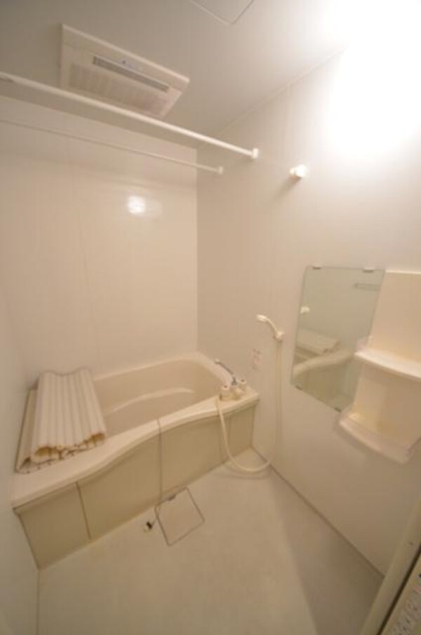 バス／シャワールーム等(ゆったりバスルーム)