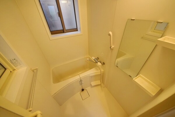 バス／シャワールーム等(★浴室です★)