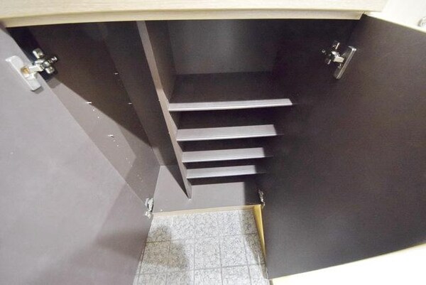 玄関(★別部屋参考写真★)