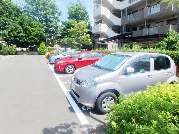 駐車場(★駐車場★)