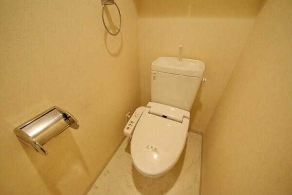 トイレ(★洗浄温水便座付トイレです★)
