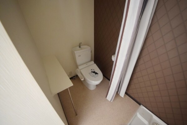 トイレ(※別部屋参考写真)