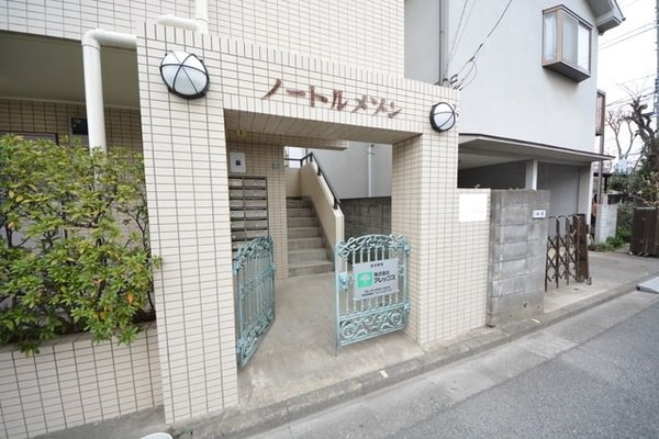 エントランス(エントランス)
