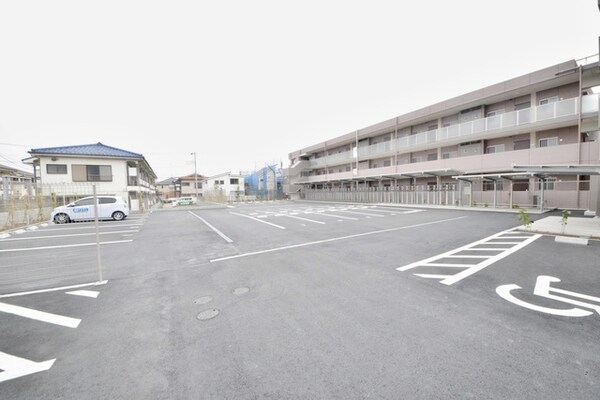 駐車場(★駐車場★)