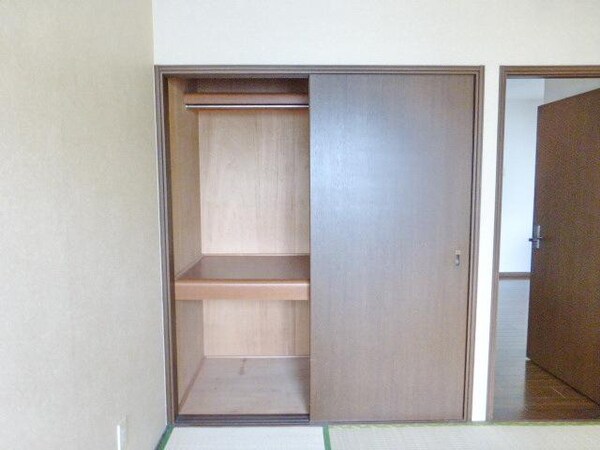設備(★ハンガーパイプ付きます★)