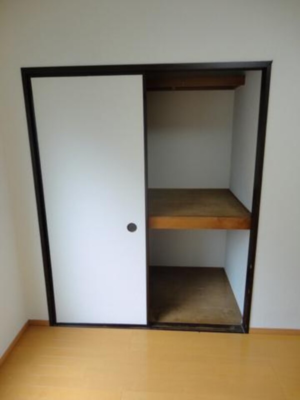 収納(大きな収納でお部屋スッキリ)