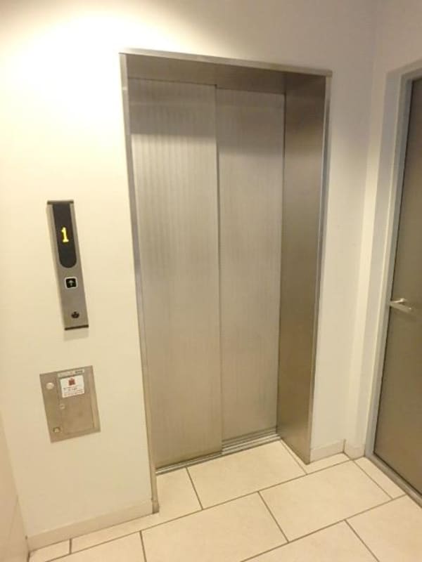 設備(エレベーター)