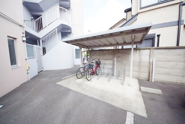 共有部分(★屋根付きの駐輪スペース★)