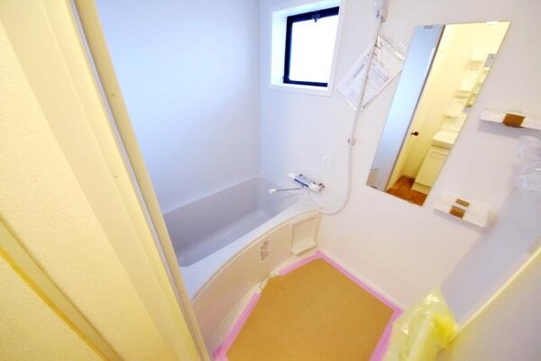 バス／シャワールーム等(別部屋参考写真)