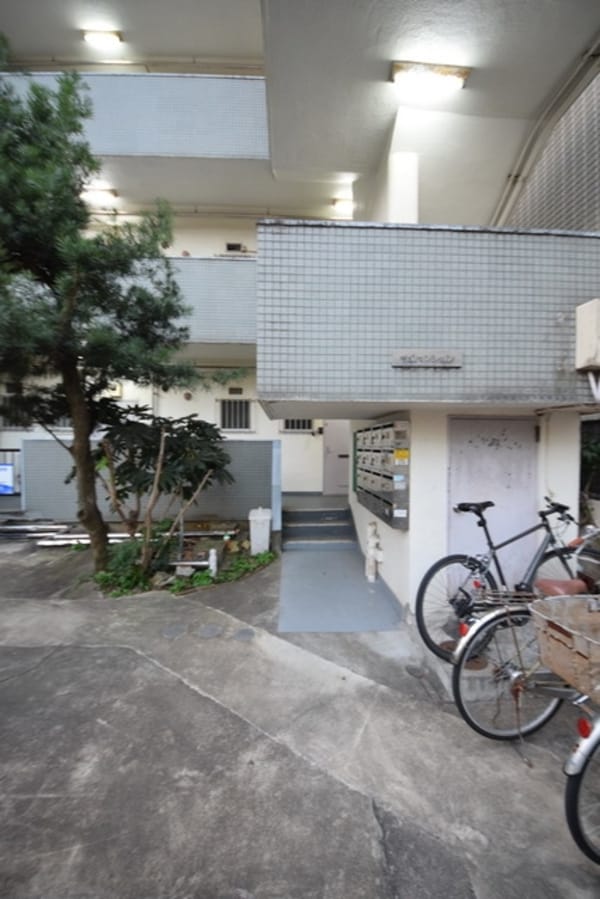 エントランス(☆お問い合わせはお早めに☆)