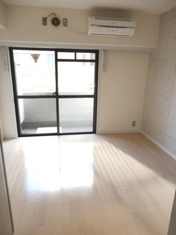 リビング・居室(別部屋参考写真)