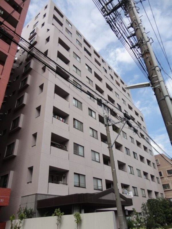 外観(三鷹駅徒歩4分！)