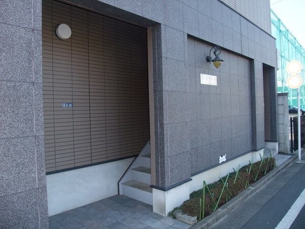 ロビー(お問い合わせはタウンハウジング調布店まで)