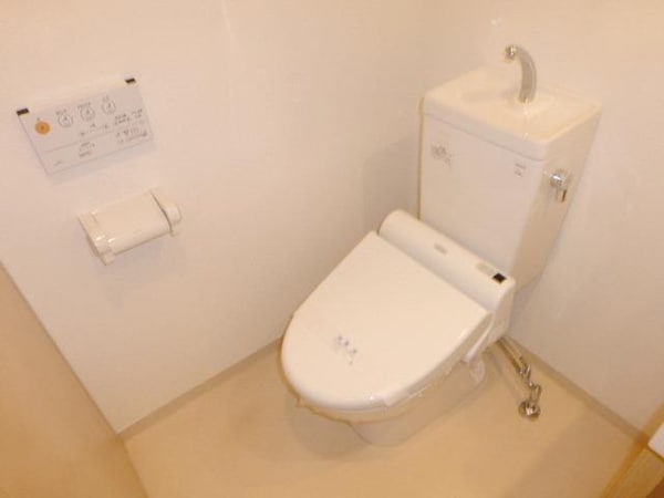 トイレ(トイレ)