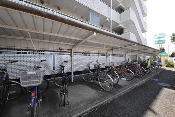 その他(★屋根付き駐輪場★)