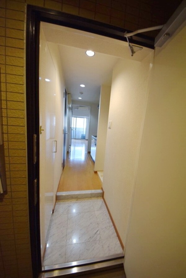 玄関(★お部屋探しはタウンハウジング府中店まで★)