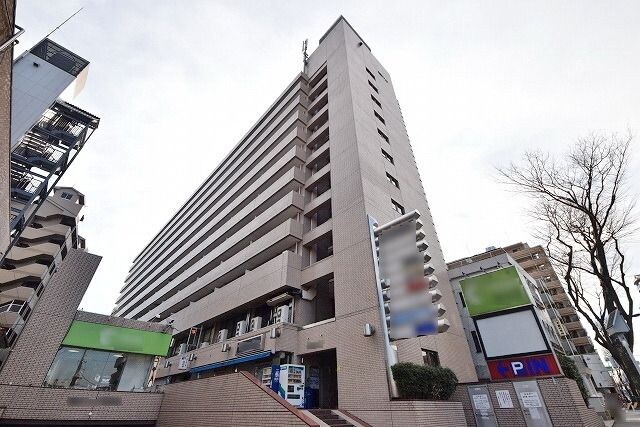 物件内観写真3　(外観・共用部分)