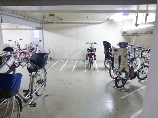 物件内観写真14　(外観・共用部分)