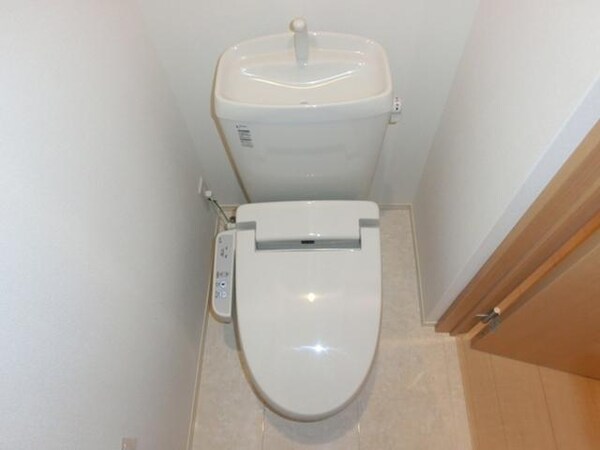 トイレ(★ウォシュレット付きのトイレです★)