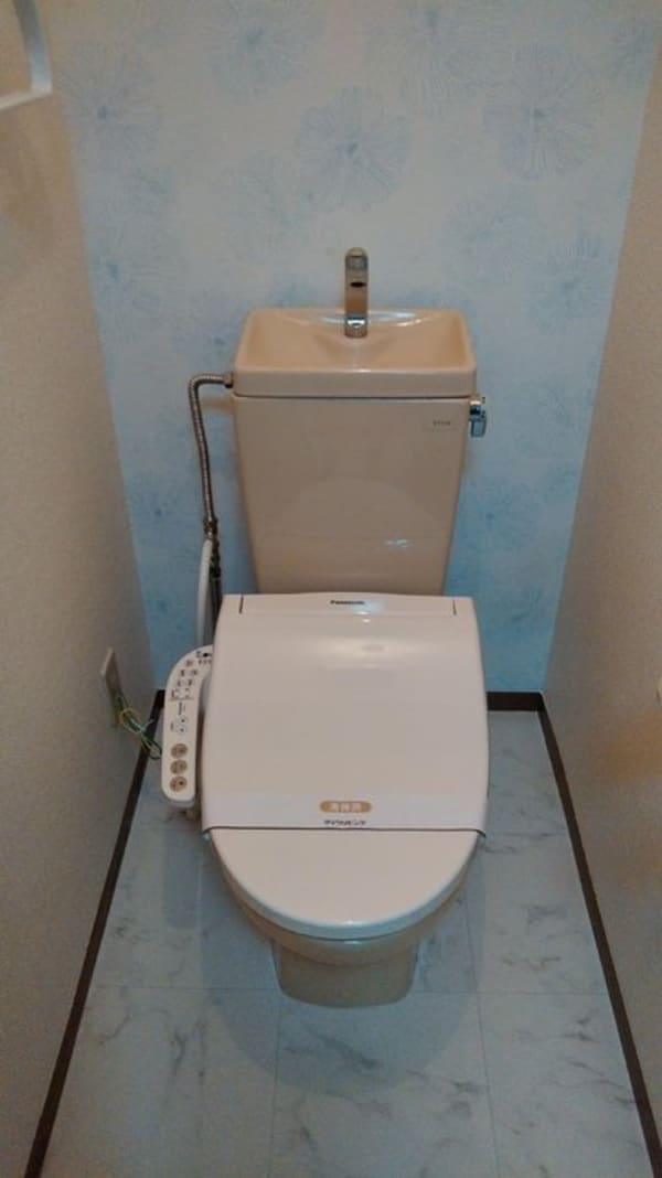 トイレ(★温水洗浄便座完備★)