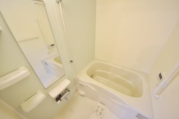 バス／シャワールーム等(別部屋参考写真)