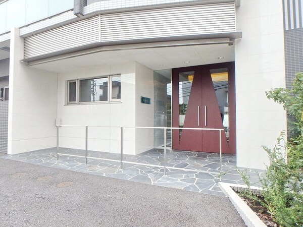 エントランス(★エントランス入り口★)