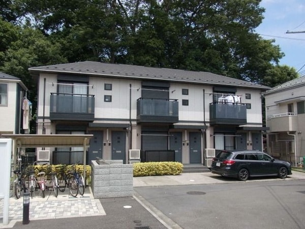 外観(★南向き日当り住環境良好★)