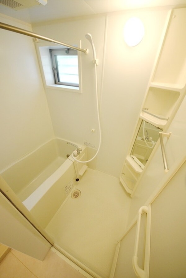 バス／シャワールーム等(別号室参考写真)