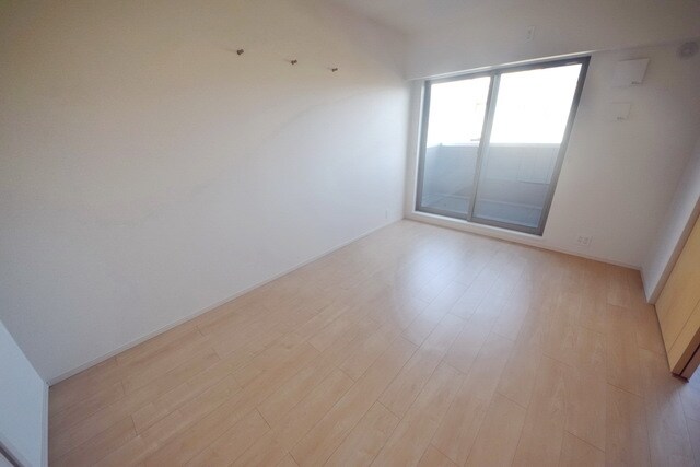 物件内観写真11　(内装・設備)